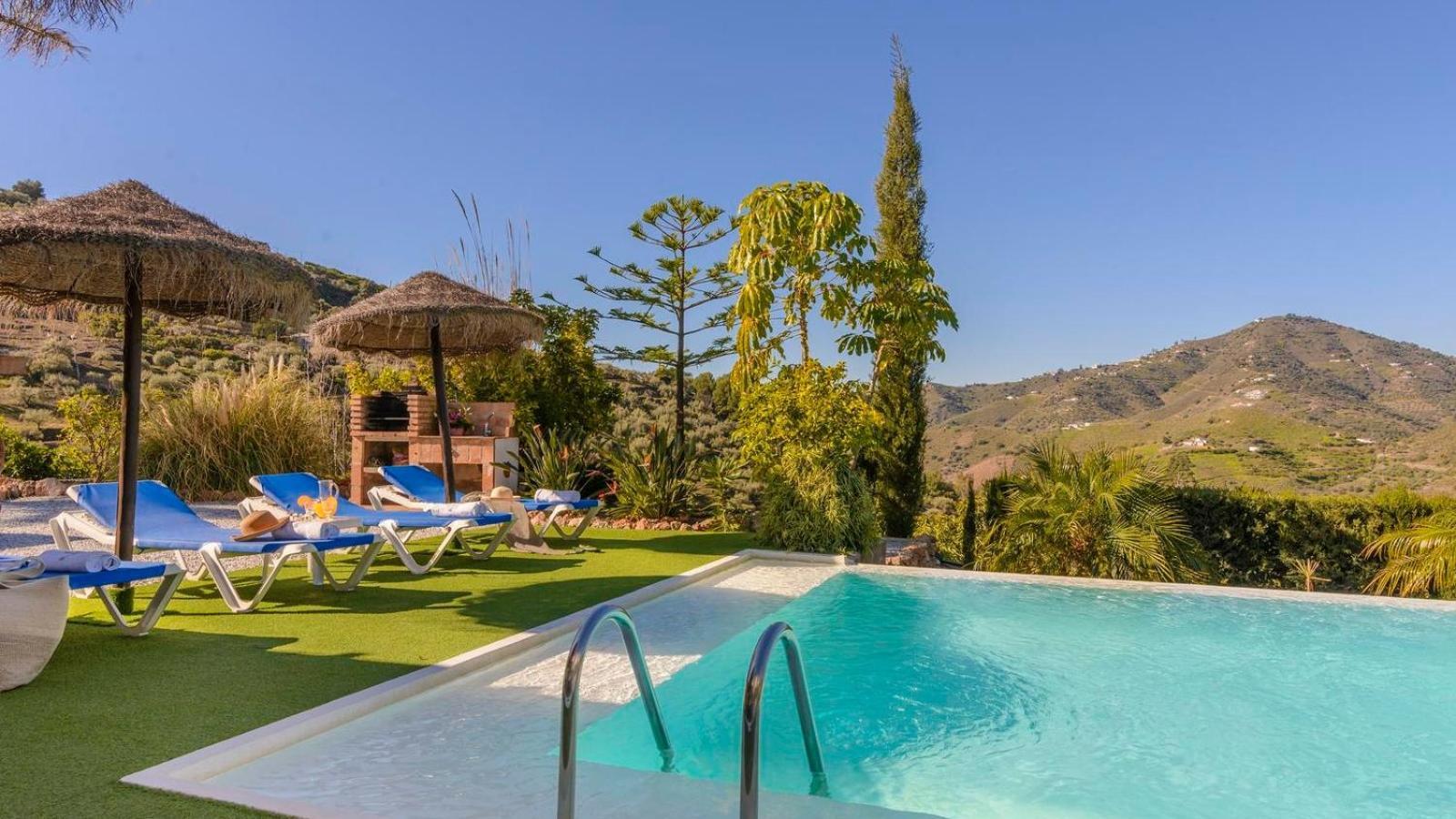Villa Las Palmeras De Torrox By Ruralidays Exterior photo