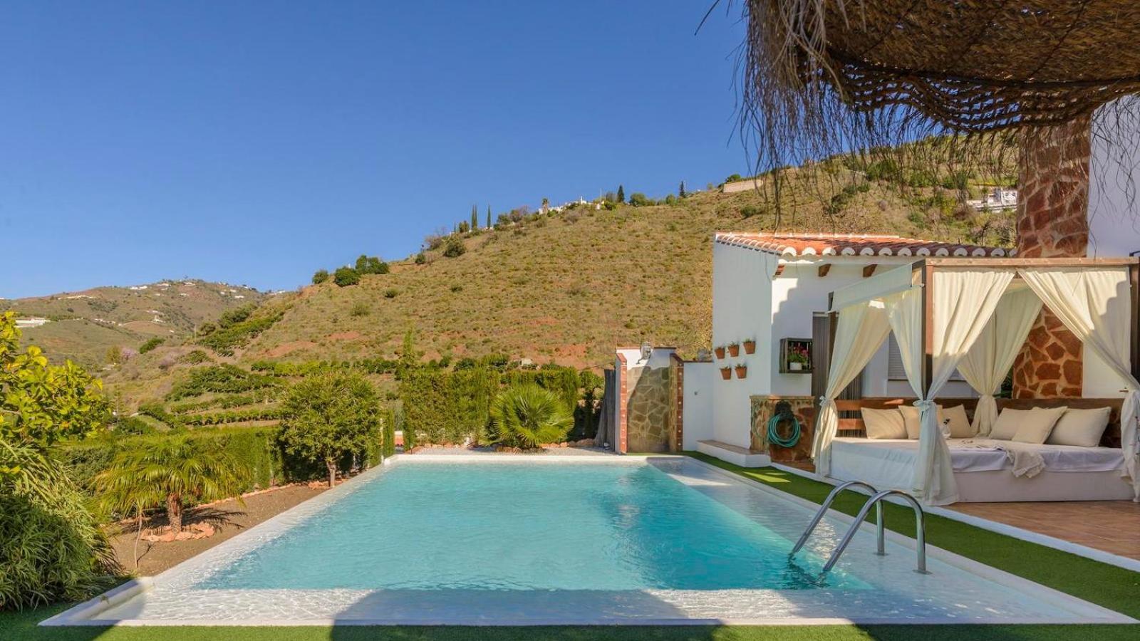 Villa Las Palmeras De Torrox By Ruralidays Exterior photo