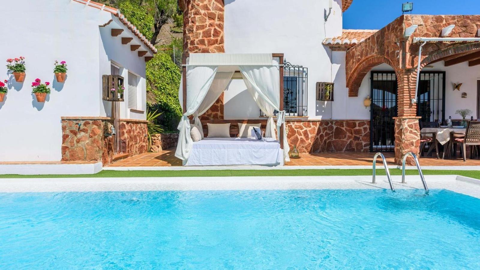 Villa Las Palmeras De Torrox By Ruralidays Exterior photo